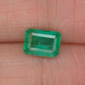 Émeraude vert naturelle taille émeraude, 0,86 ct, I1