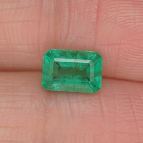Émeraude vert naturelle taille émeraude, 0,89 ct, I1