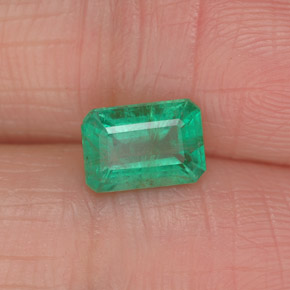 Émeraude vert naturelle taille émeraude, 0,89 ct, I1