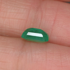 Émeraude vert naturelle taille émeraude, 0,86 ct, I1
