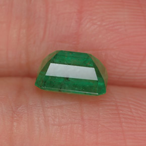 Émeraude vert naturelle taille émeraude, 1,05 ct, SI-I1