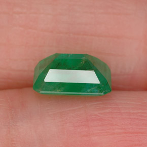 Émeraude vert naturelle taille émeraude, 0,93 ct, SI-I1