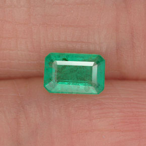 Émeraude vert naturelle taille émeraude, 0,50 ct, SI-I1