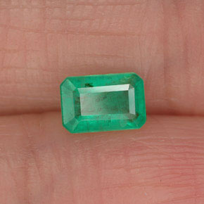 Émeraude vert naturelle taille émeraude, 0,50 ct, SI-I1