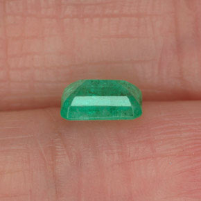 Émeraude vert naturelle taille émeraude, 0,50 ct, SI-I1