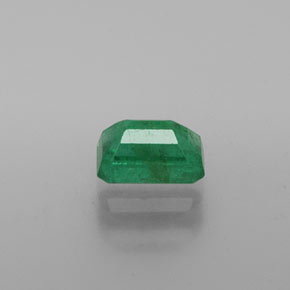 Émeraude vert naturelle taille émeraude, 0,72 ct, SI-I1