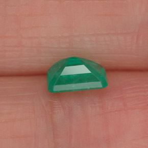 Émeraude vert naturelle taille émeraude, 0,49 ct, SI-I1