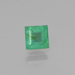 Émeraude vert naturelle carré, 0,72 ct, SI-I1