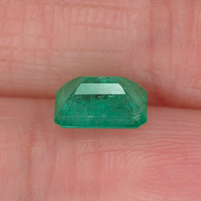 Émeraude vert naturelle taille émeraude, 0,87 ct, I1