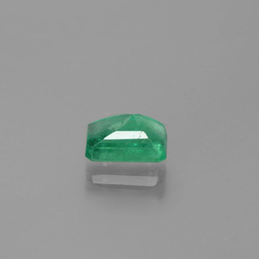 Émeraude vert naturelle taille émeraude, 0,96 ct, SI-I1