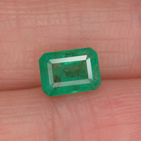 Émeraude vert naturelle taille émeraude, 1,05 ct, I1