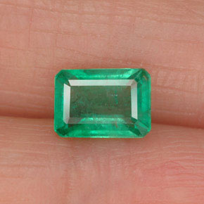 Émeraude vert naturelle taille émeraude, 1,00 ct, SI-I1