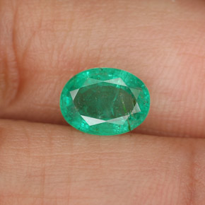 Émeraude vert naturelle coupe ovale, 1,07 ct, SI-I1