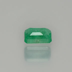 Émeraude vert naturelle taille émeraude, 0,57 ct, SI-I1