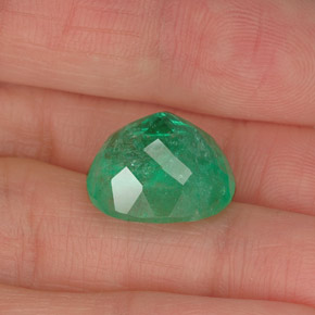 Émeraude vert naturelle coupe ovale, 10,03 ct, I1