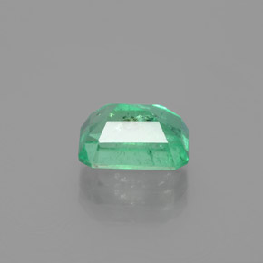 Émeraude Vert jade naturelle Taille émeraude, 2.14 ct, VS-SI