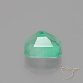 Émeraude Vert clair naturelle Octogone / coupe Émeraude, 2.74 ct, SI