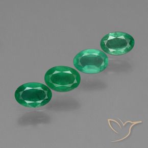 Shop natural 1.52ct Vert moyen Émeraude gems, ovale, from Colombie at GemSelect. In stock, global shipping!