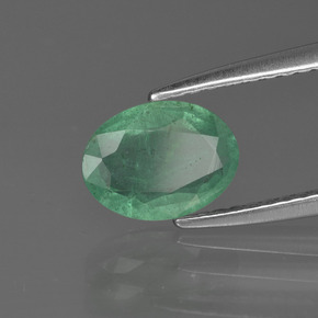 Émeraude Vert clair moyen naturelle Coupe ovale, 1.00 ct, SI