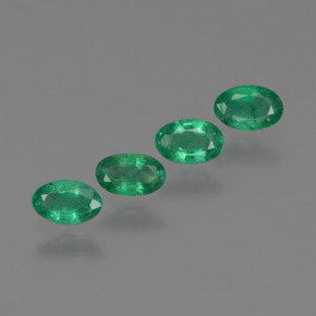 Achetez naturel ct vert émeraude gems, coupe ovale, en provenance zambie chez gemselect. en stock, livraison internationale!