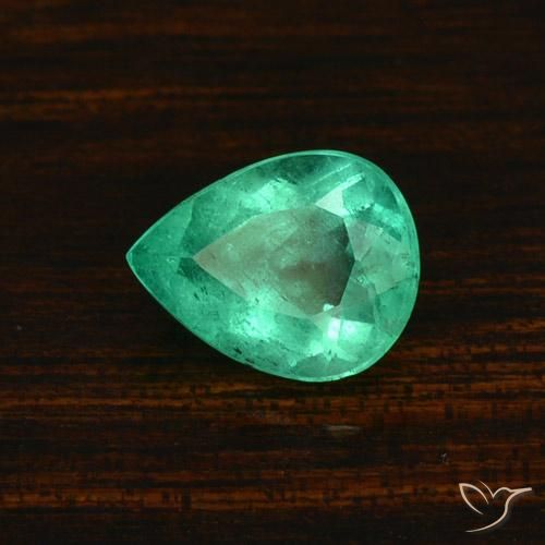 Émeraude Vert frais naturelle En forme de poire, 1.58 ct, SI-I1