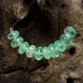 Achetez naturel 3,79ct vert émeraude gems, forme fantaisie, en provenance colombie chez gemselect. en stock, livraison internationale!