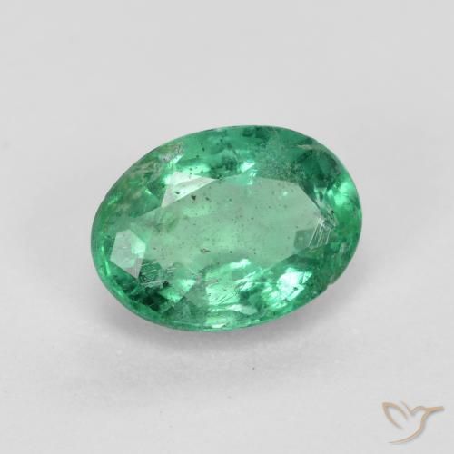 Émeraude Vert clair naturelle ovale, 0.76 ct, SI
