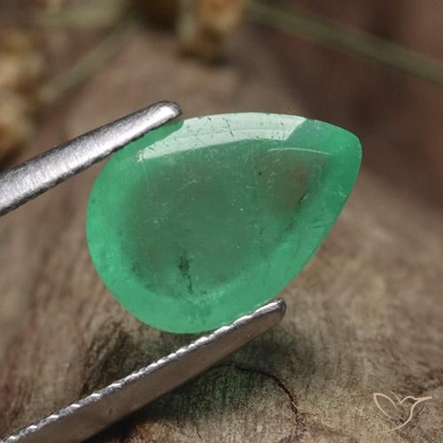 Émeraude Vert pistache naturelle En forme de poire, 3.60 ct, Translucide