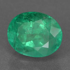 Émeraude Forêt verte naturelle Coupe ovale, 2.53 ct, VS-SI