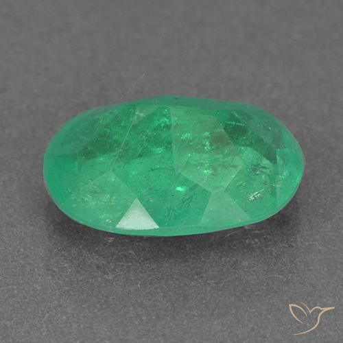 Émeraude Vert moyen naturelle ovale, 2.07 ct, VS-SI