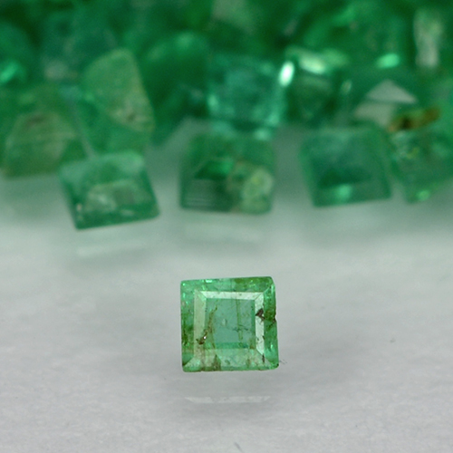 Achetez naturel 2,08ct vert émeraude gems, carré, en provenance colombie chez gemselect. en stock, livraison internationale!