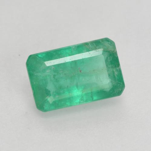 Émeraude vert naturelle taille émeraude, 0,45 ct, SI-I1