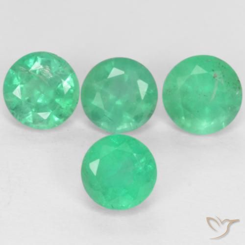 Shop natural 0.73ct Vert jade Émeraude gems, Tour, from Colombie at GemSelect. In stock, global shipping!