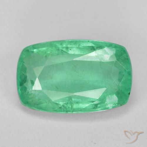 2.31ct Naturel Vert clair Émeraude, Coussin, SI-I1
