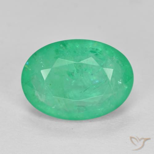 2.67ct Naturel Vert clair Émeraude, ovale, I1