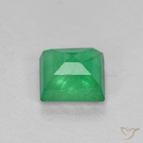 Émeraude Vert chaud naturelle Carré, 0.53 ct, SI-I1