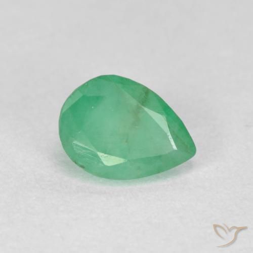 Émeraude Vert clair naturelle En forme de poire, 0.47 ct, SI-I1