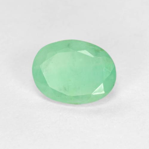 Émeraude Vert clair naturelle Coupe ovale, 1.11 ct, SI-I1