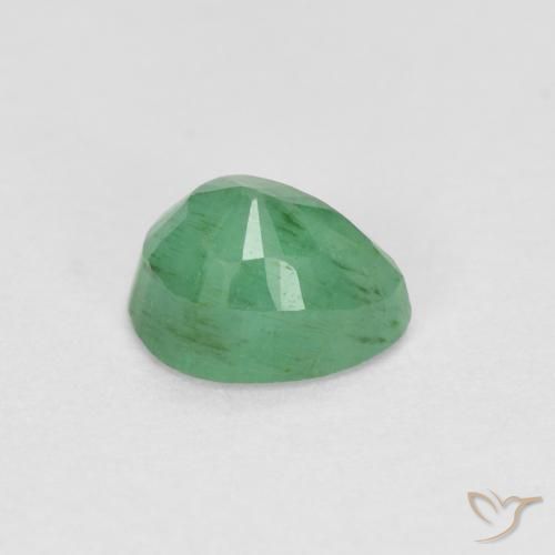 Émeraude Vert fougère naturelle En forme de poire, 0.47 ct, SI
