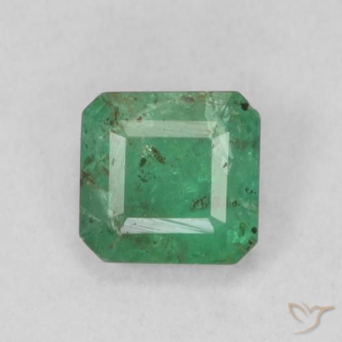 0.52ct Naturel Vert frais Émeraude, Taille émeraude, SI