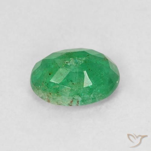 Émeraude Vert clair naturelle ovale, 0.57 ct, SI
