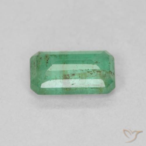 Émeraude Vert moyen naturelle Octogone / coupe Émeraude, 0.48 ct, SI