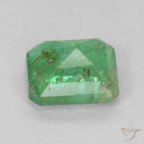 Émeraude Vert moyen naturelle Octogone / coupe Émeraude, 0.51 ct, SI-I1