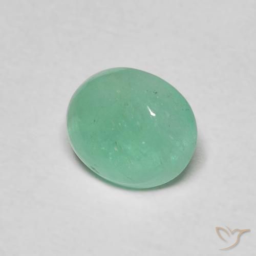 Émeraude Vert pistache naturelle ovale, 0.93 ct, Translucide