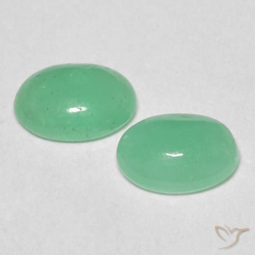 Shop natural 0.99ct Vert fougère Émeraude gems, ovale, from Colombie at GemSelect. In stock, global shipping!
