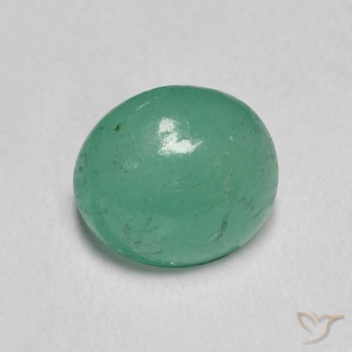 Émeraude Vert clair naturelle ovale, 0.79 ct, Translucide