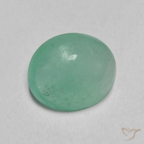 Émeraude Vert frais naturelle ovale, 0.78 ct, Translucide
