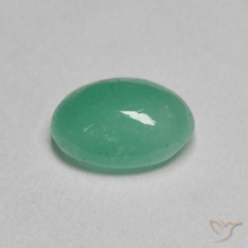 Émeraude Vert émeraude léger naturelle ovale, 0.78 ct, Translucide
