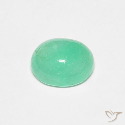 Émeraude Vert clair naturelle ovale, 0.77 ct, Translucide
