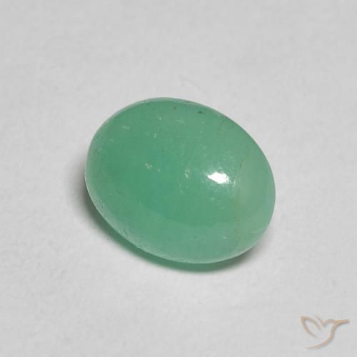 Émeraude Vert fougère naturelle ovale, 1.75 ct, Translucide
